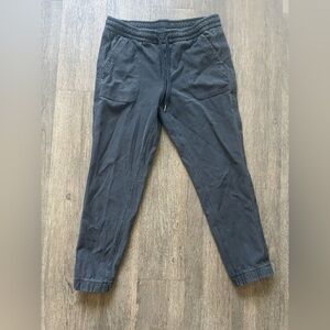 listing-status-banner